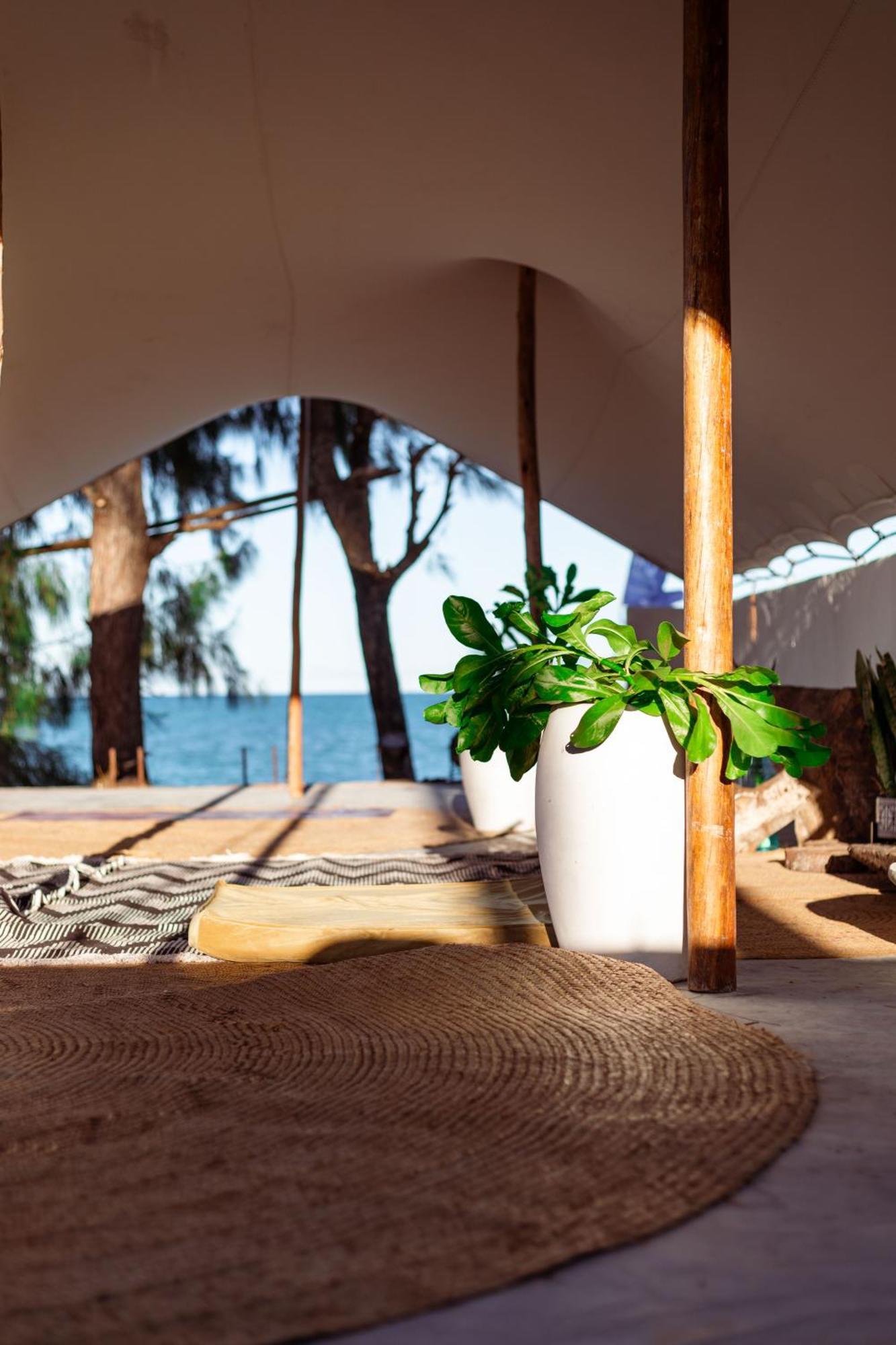 B4 Beach Club Paje Kültér fotó